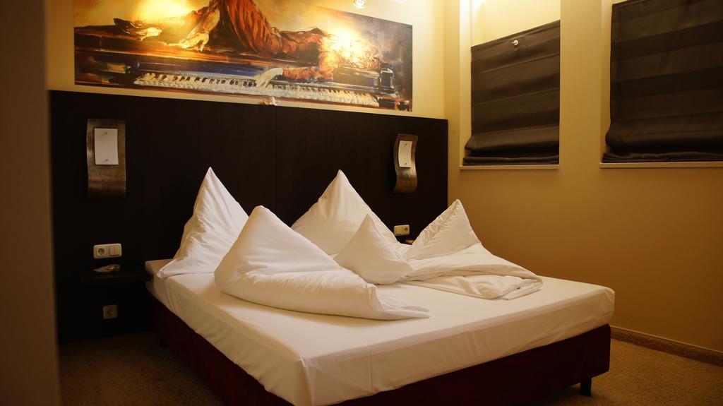 Gersthofer Auszeit Hotell Gersthofen Exteriör bild